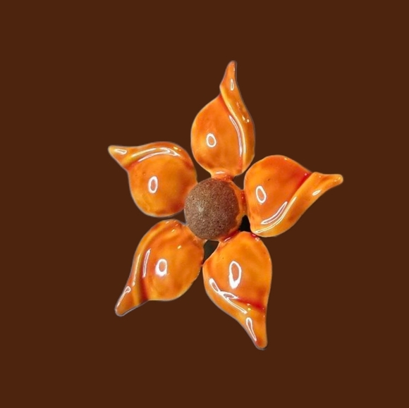 Sandor Co. Vintage Orange Enamel Gold Tone Brooch - Picture 3 of 6